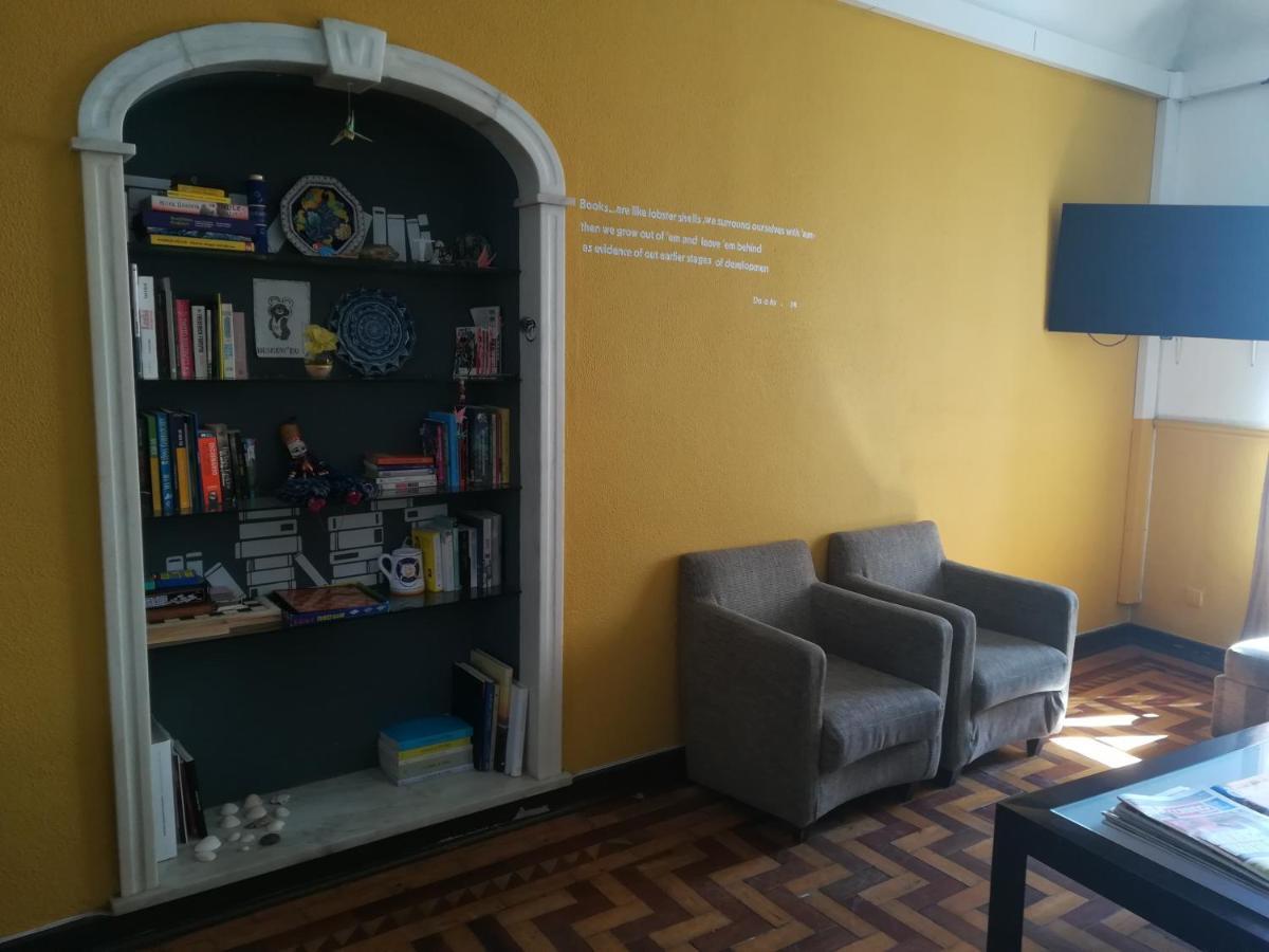 Old Evora Hostel エクステリア 写真